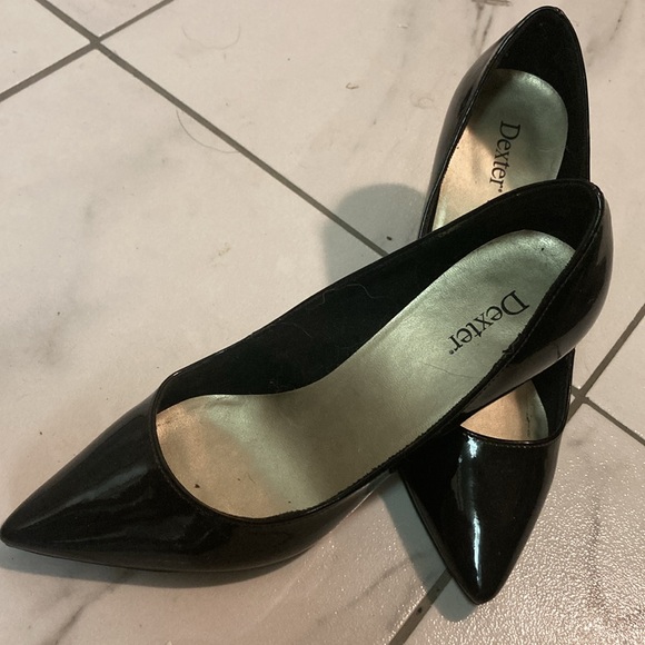 Lightly Used Black Dexter High Heels. Size 5.5. - Picture 2 of 8